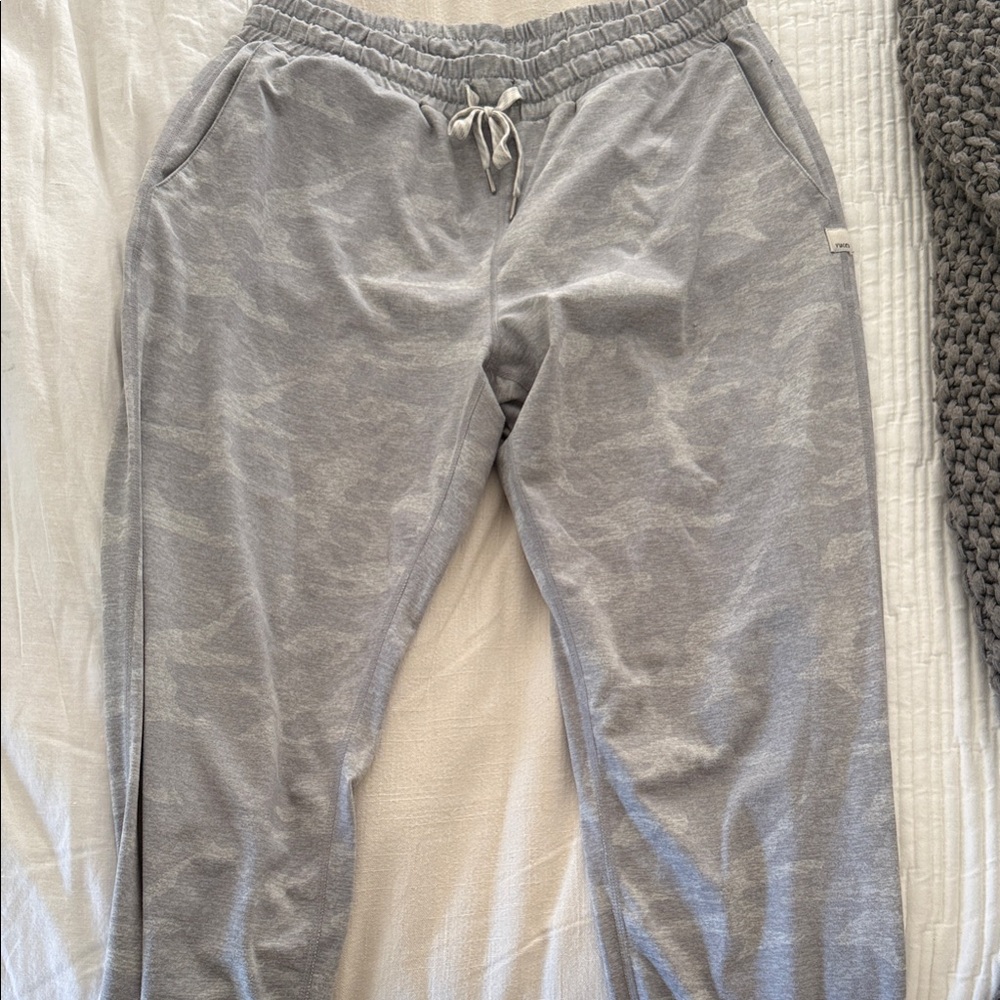 Vuori Performance Camo Joggers